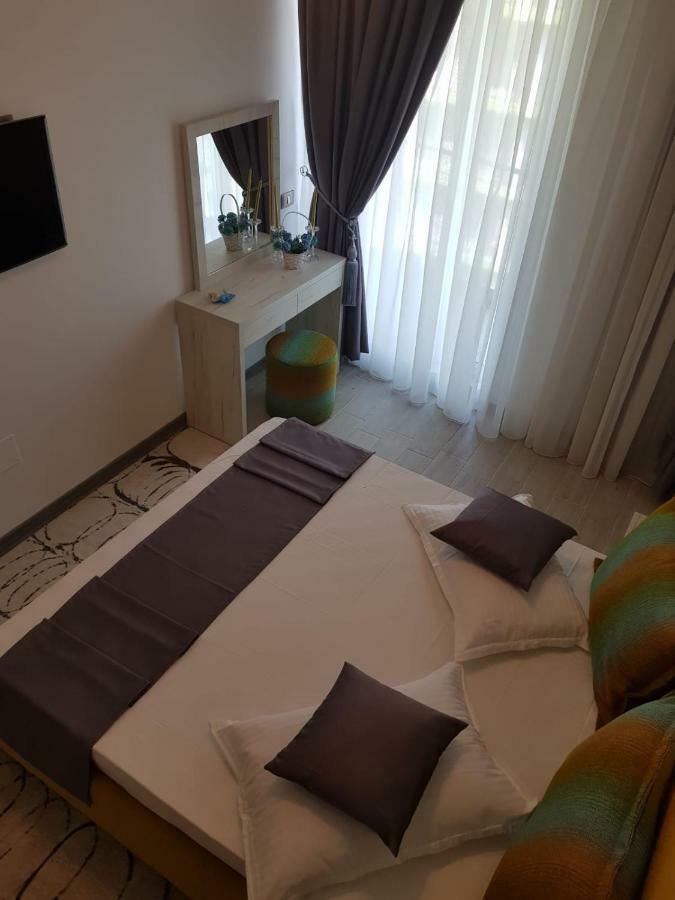 Ranya Apartments Alezzi Beach Resort Năvodari Εξωτερικό φωτογραφία